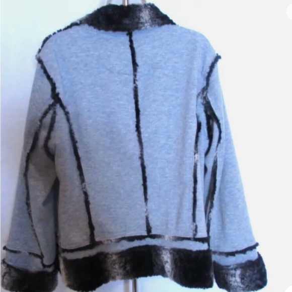 Chico's 3 XL Sherpa Chic Sheena Fleece Gray Knit & Faux Fur Jacket - Picture 6 of 8